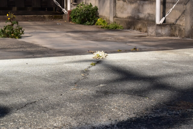 土間コンクリートの解体費用の影響要因