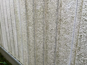 アスベスト外壁の見分け方と対処法