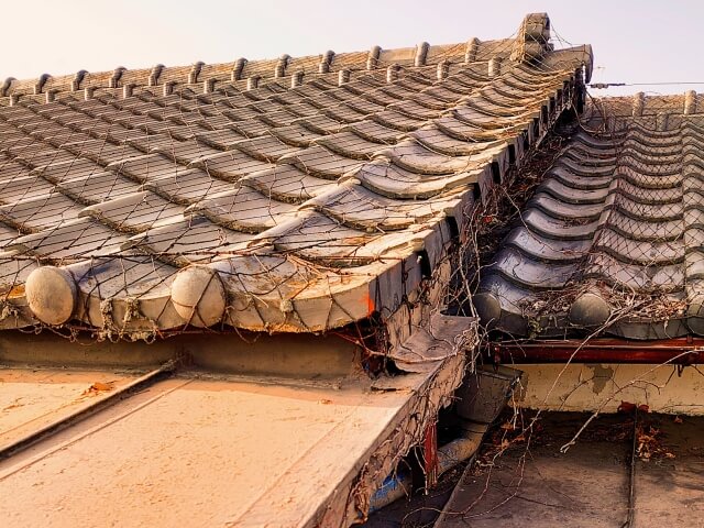 香川の瓦の撤去で追加費用