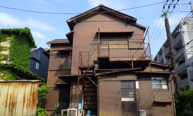 福山市の解体補助金を使うべき人とは