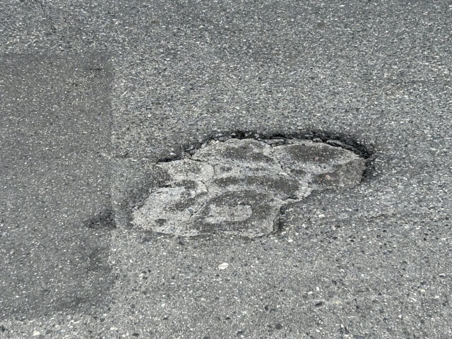 倉敷でアスファルト撤去の判断基準