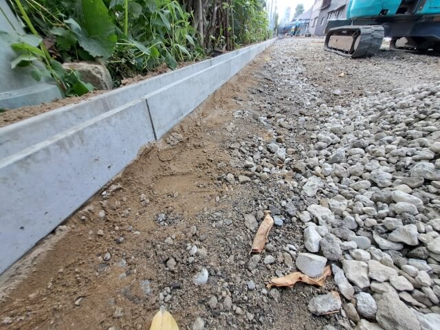 倉敷で解体後の砂利敷き工事の流れ