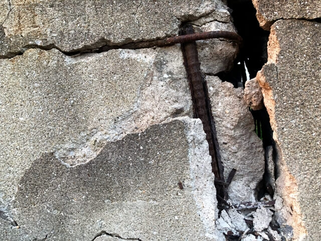 危険なブロック塀の特徴